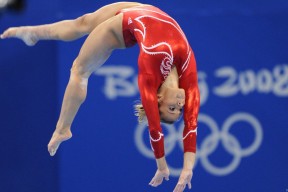 kaiyun官方入口登录-“场战行动：战术布局的智谋比拼”，战场现场版