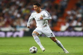 开云kaiyun-_湖人队迎来重要战役，誓夺胜利_，湖人队战况