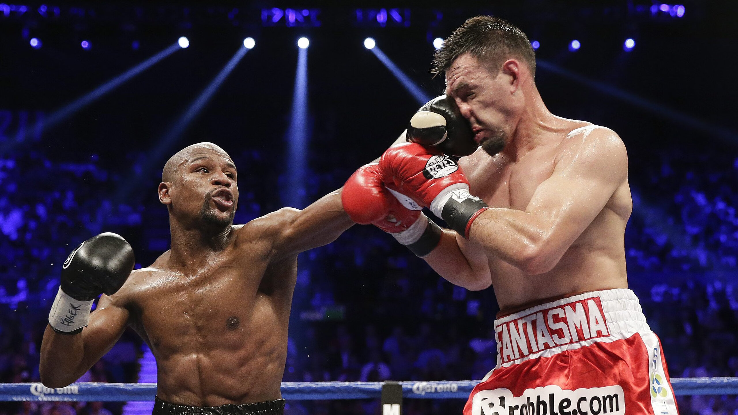 “青春荣光”青少年篮球纪录片在央视热播，讲述成长故事